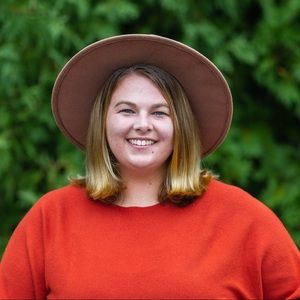 Meet your Posher, Val